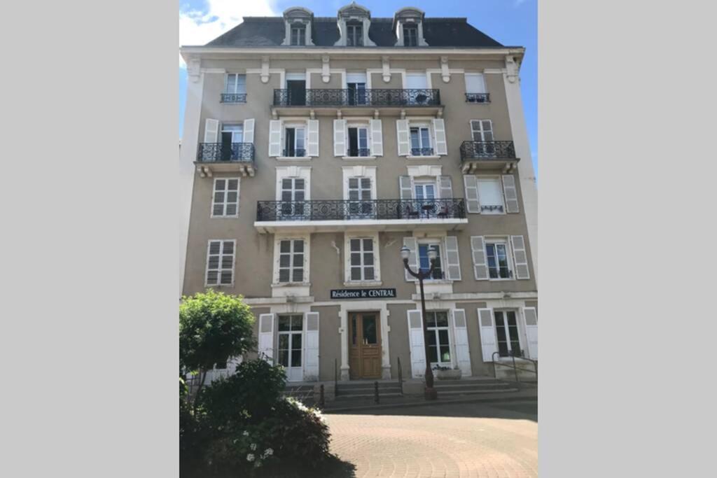 Vittel, Appt 55 M2, En Face Du Parc Thermal エクステリア 写真